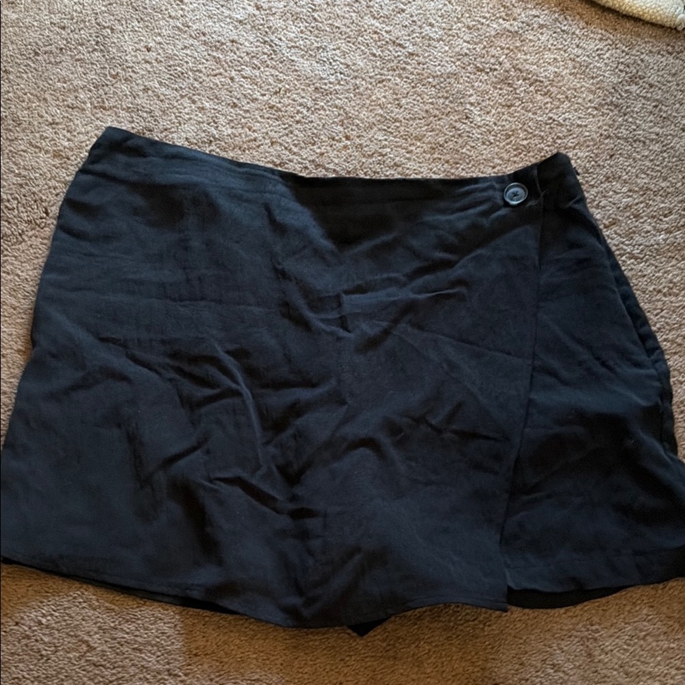 NWOT Nine West skort